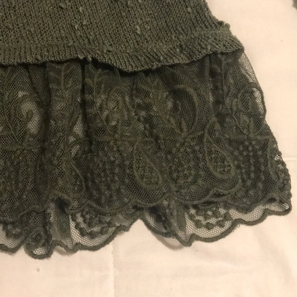 American Eagle Forest Green Top - Picture 2 of 3